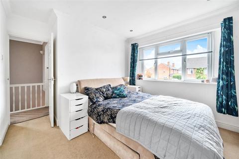 77 Baldreys, Farnham, GU9 8RH
