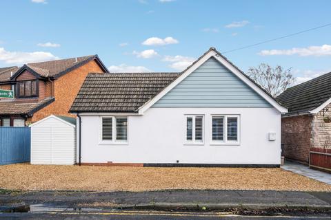 3 bedroom bungalow for sale, Livingstone Road, Christchurch BH23