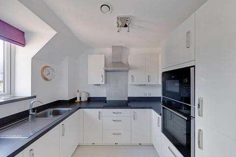 undefined, Birch Place, Dukes Ride, Crowthorne, RG45 6GT