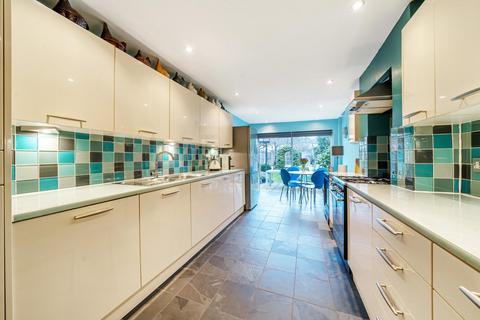 3 bedroom end of terrace house for sale, Ravenscroft Road, Beckenham