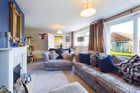 17 Langton Crescent, Lichfield, WS14 9LR