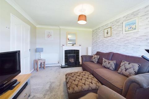 17 Langton Crescent, Lichfield, WS14 9LR