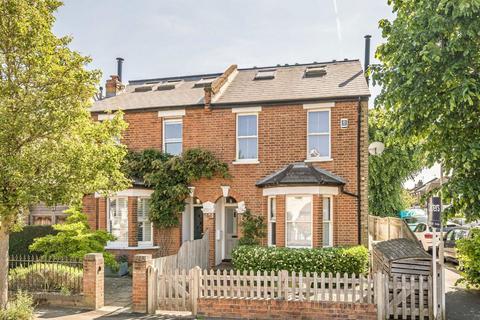 78 Ellerton Road, Surbiton, KT6 7TX