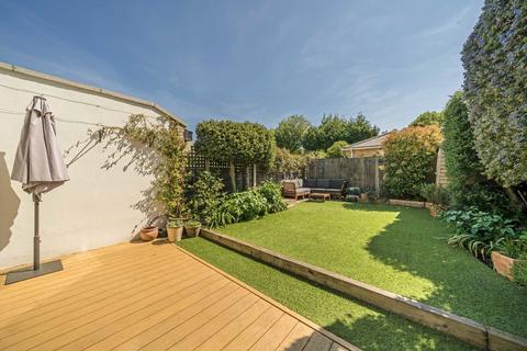 78 Ellerton Road, Surbiton, KT6 7TX