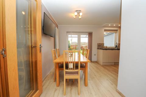 3 bedroom semi-detached house for sale, Hartside Crescent, Backworth, Newcastle Upon Tyne