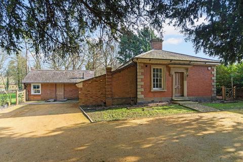 4 bedroom bungalow for sale, Highnam, Gloucester, Gloucestershire, GL2