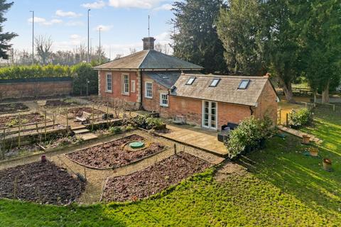 4 bedroom bungalow for sale, Highnam, Gloucester, Gloucestershire, GL2