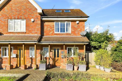 3 bedroom semi-detached house for sale, Thorndown Lane, Surrey GU20