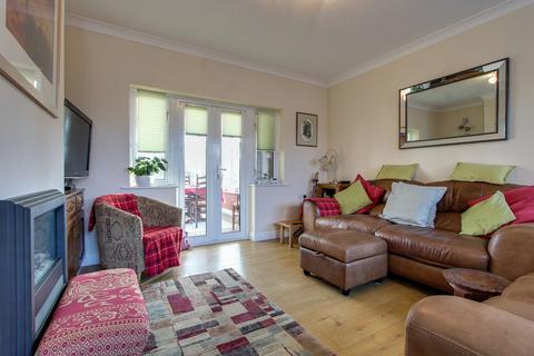 Fenway Basin Road, Outwell, Wisbech, PE14 8TJ