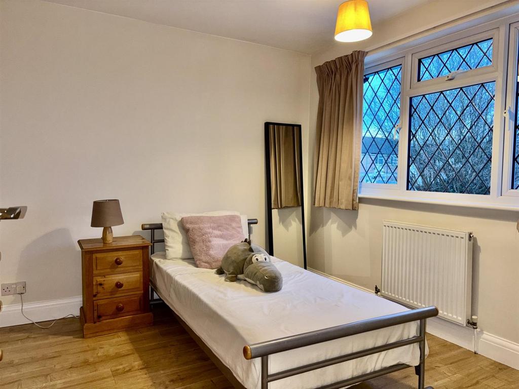 Bedroom 3.jpg