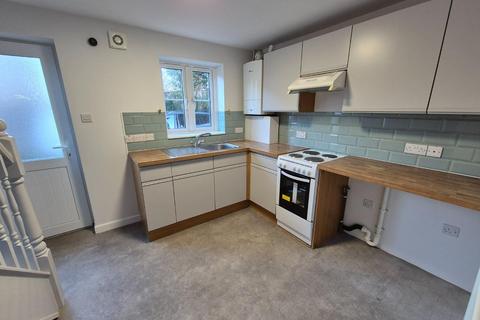 2 bedroom end of terrace house to rent, High Street, Llanfyllin