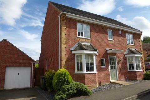 4 bedroom detached house for sale, Gavel Street, Peterborough, PE7