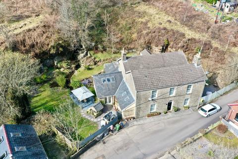 undefined, Railway Terrace, Hollybush, NP12
