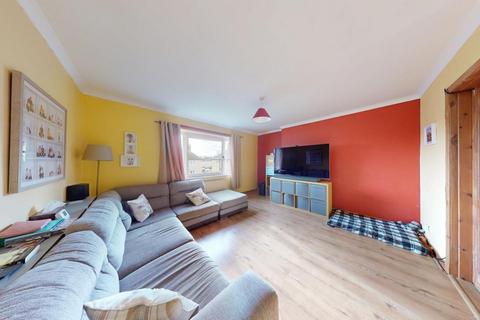 3 bedroom flat for sale, Sidlaw Drive, Wishaw