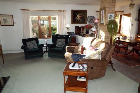 3 bedroom detached bungalow for sale, The Retreat, Llanmadoc, Gower, Swansea Sa3 1de