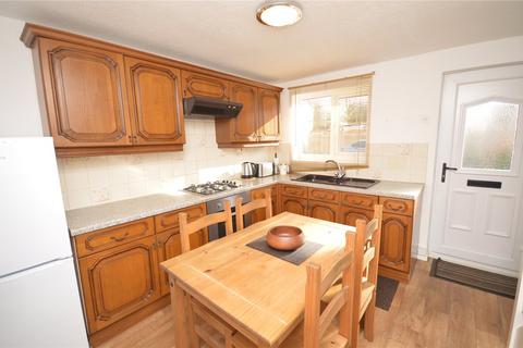 2 bedroom semi-detached house for sale, Middlecroft Road, Leeds, West Yorkshire