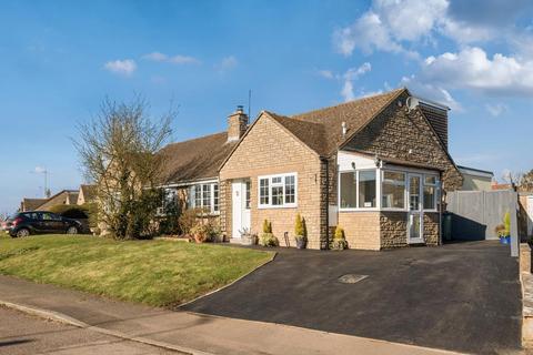 undefined, Claydon,  Banbury,  Oxfordshire,  OX17