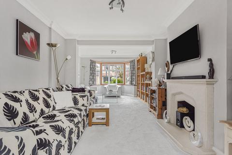 27 Crane Way, Twickenham, TW2 7NH
