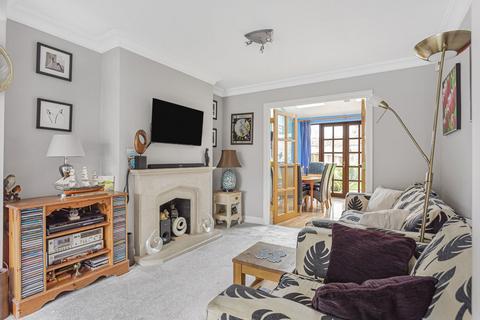 27 Crane Way, Twickenham, TW2 7NH