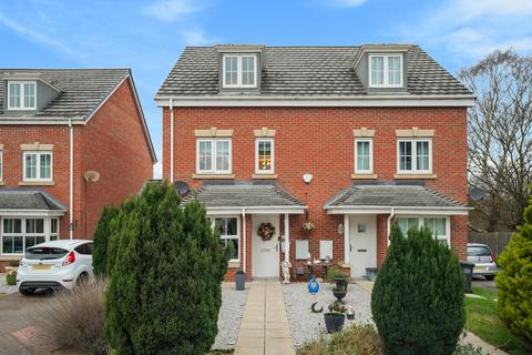 4 bedroom townhouse for sale, The Potteries, Rossington, DN11 0