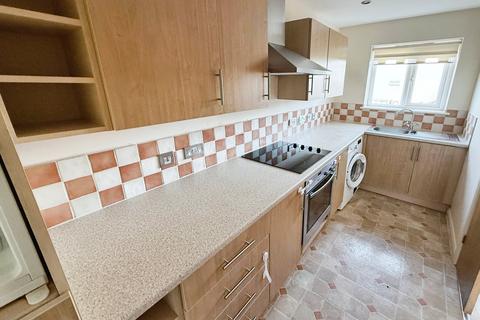 2 bedroom end of terrace house for sale, Raleigh Gardens, Burnham on Sea, TA8