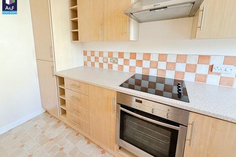 2 bedroom end of terrace house for sale, Raleigh Gardens, Burnham on Sea, TA8