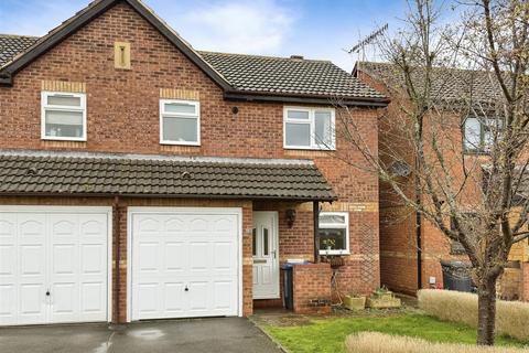 15 Scott Close, Bidford On Avon, Alcester, B50 4HY