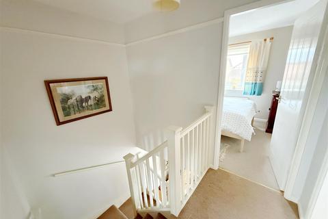 15 Scott Close, Bidford On Avon, Alcester, B50 4HY