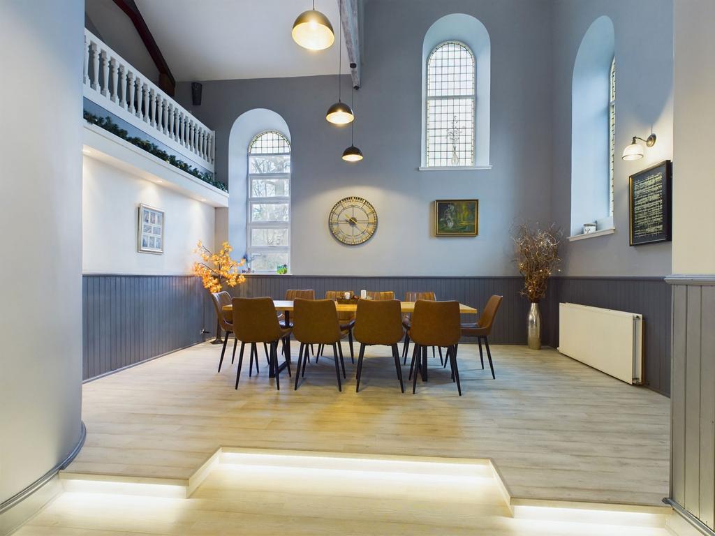 Lounge/Dining Hall