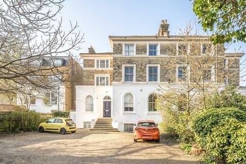 Leigham Court Road, London SW16
