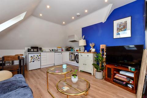 1 bedroom apartment for sale, Cheriton Road, Folkestone, Kent