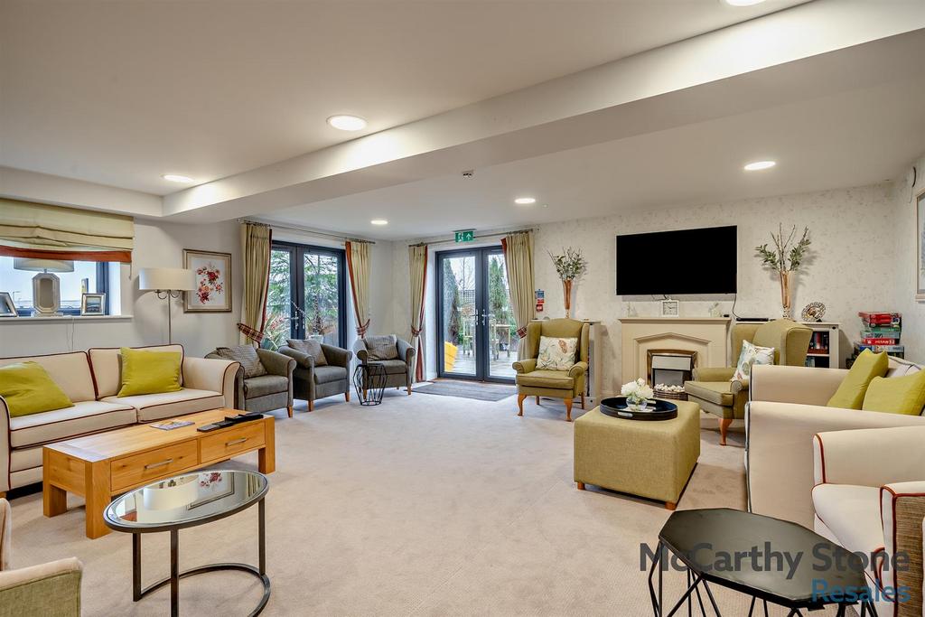 Homeowners Lounge