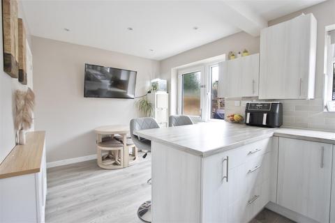 3 bedroom detached house for sale, Nottingham Drive, Wingerworth, Chesterfield