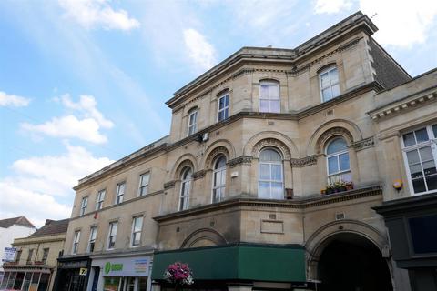 Flat 3, Avondale House, 4 Silver Street, Trowbridge, BA14 8AA