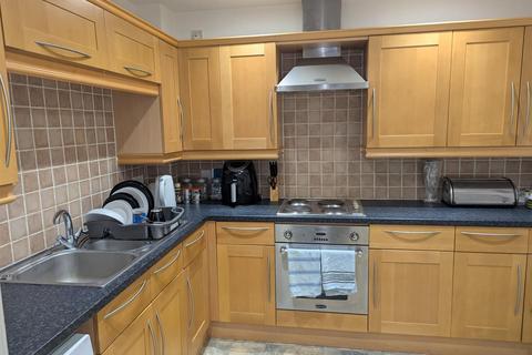 Flat 3, Avondale House, 4 Silver Street, Trowbridge, BA14 8AA