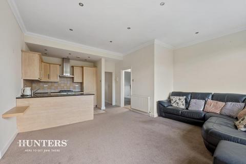 3 bedroom apartment for sale, Christchurch Avenue, London