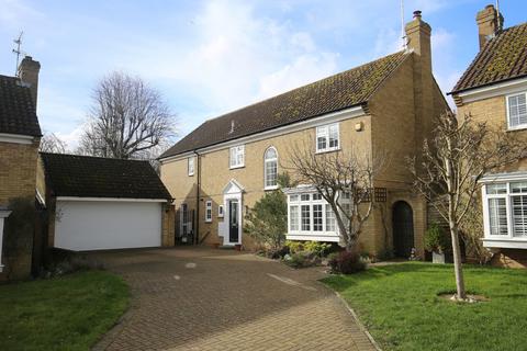 5 bedroom detached house for sale, Woburn Close, Flitwick MK45