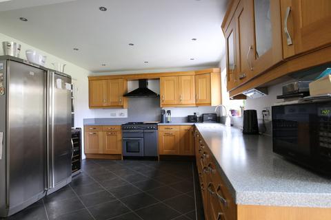 5 bedroom detached house for sale, Woburn Close, Flitwick MK45