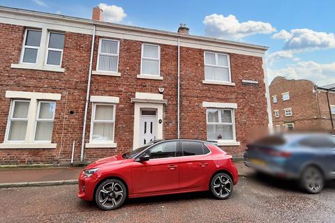 2 bedroom terraced house for sale, Lincoln Street, Gateshead, Tyne and Wear, NE8 4EE