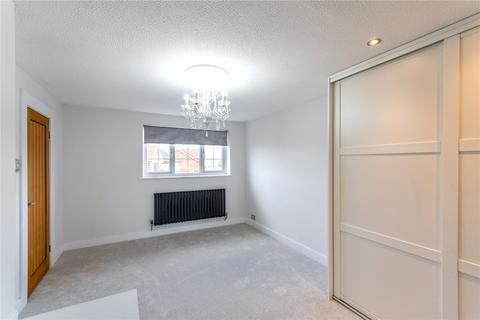 30 Bracken Way, Harworth, Doncaster, DN11 8SB