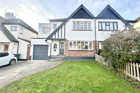 4 bedroom semi-detached house for sale, Tattersall Gardens, Leigh-On-Sea