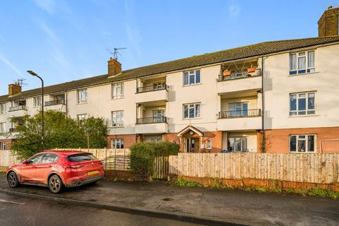 2 bedroom apartment for sale, Reddington Drive, Langley, Berkshire, SL3