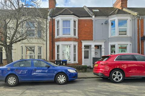 4 bedroom terraced house for sale, Adams Avenue, Abington, Northampton, NN1 4LQ