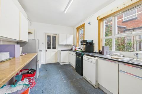 4 bedroom terraced house for sale, Adams Avenue, Abington, Northampton, NN1 4LQ