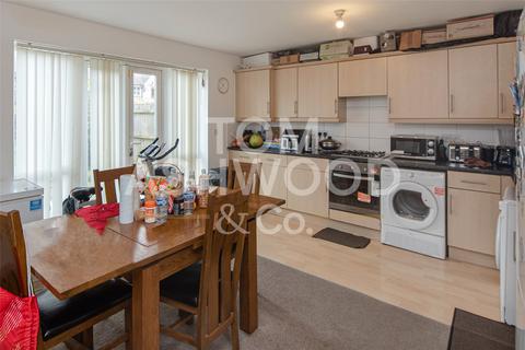 4 bedroom terraced house for sale, Norwich Crescent, Chadwell Heath, RM6