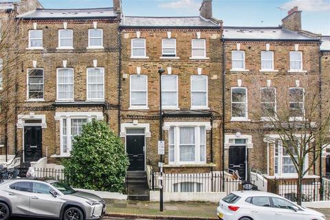 1 bedroom apartment for sale, Pemberton Terrace, London