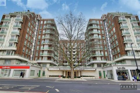 3 bedroom apartment to rent, Gloucester Place, London NW1