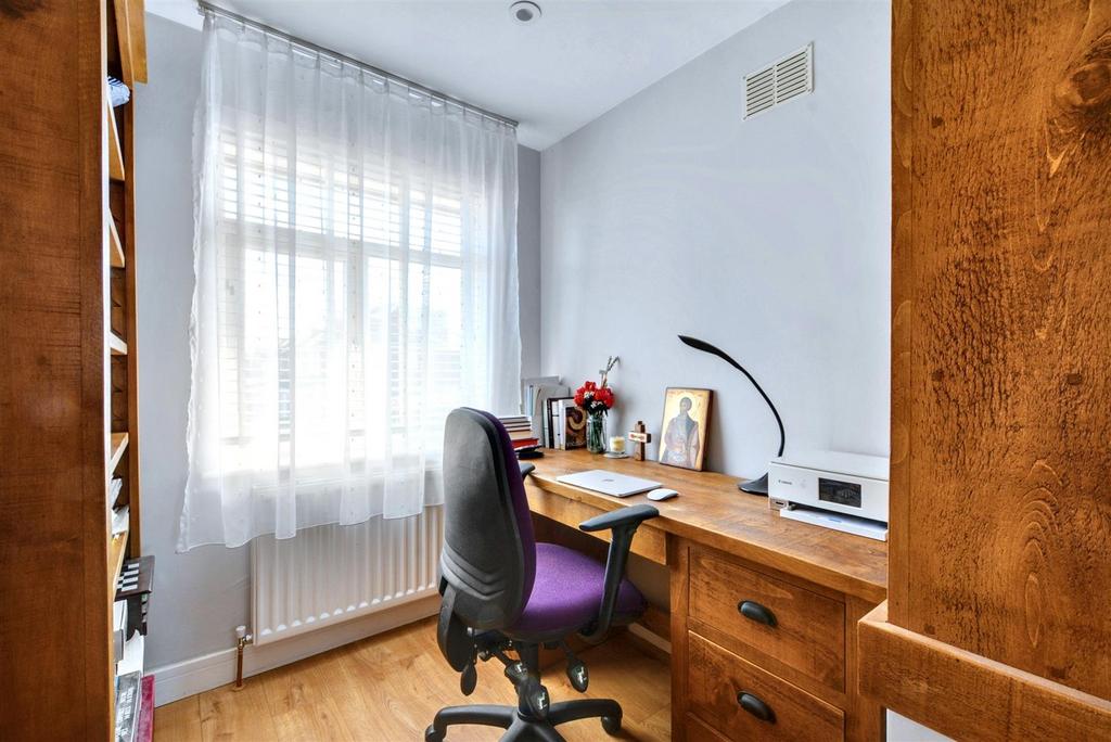 Bedroom 4 1.jpeg