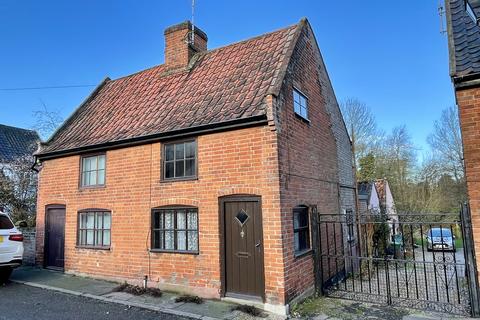 82 Chediston Street, Halesworth, IP19 8BJ