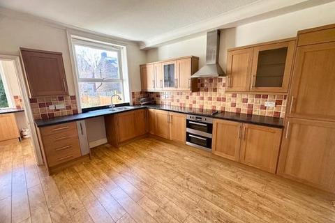 3 bedroom terraced house for sale, Skircoat Green Road, Skircoat Green, Halifax